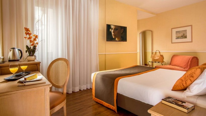 Hotel Santa Costanza