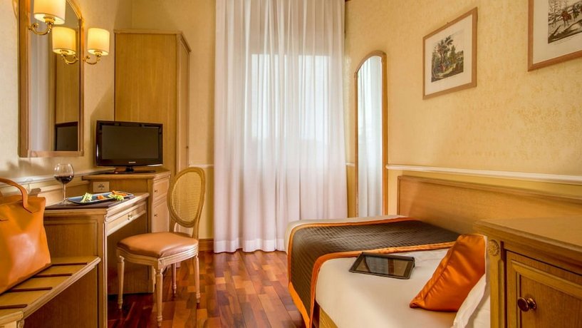 Hotel Santa Costanza