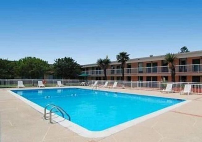 Travelodge by Wyndham Suffolk