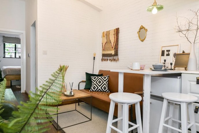 Le Mansion Apartment