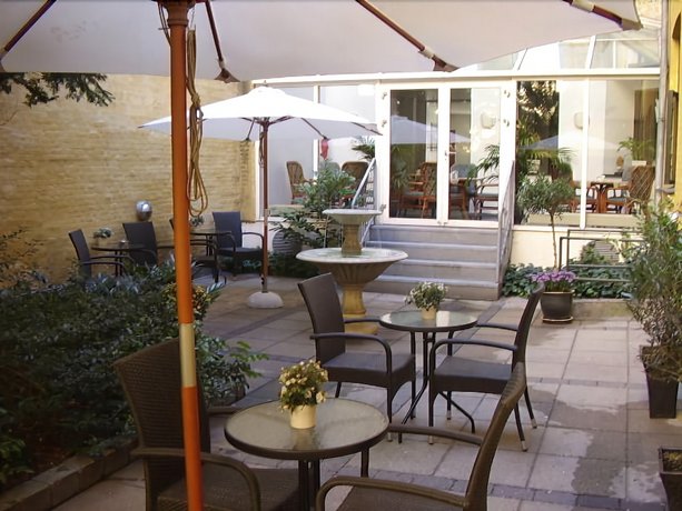 City Hotel Nebo