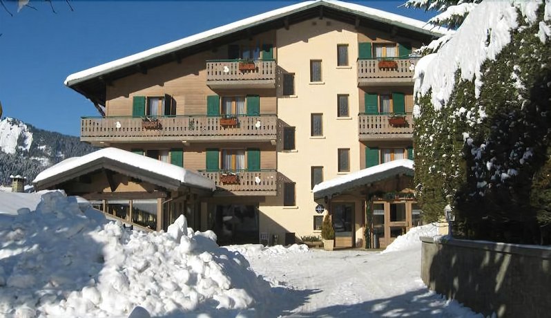 L'Hermine Blanche Morzine