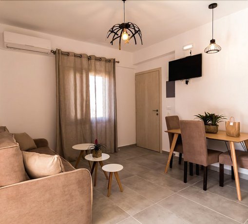 Deluxe Hotel Chania