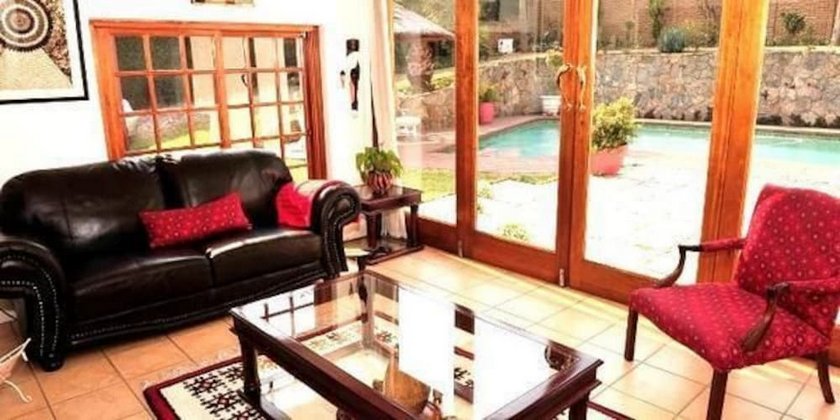 Mizizi House of Sandton Bed & Breakfast