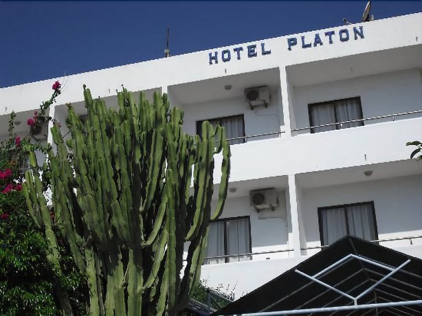 Hotel Platon