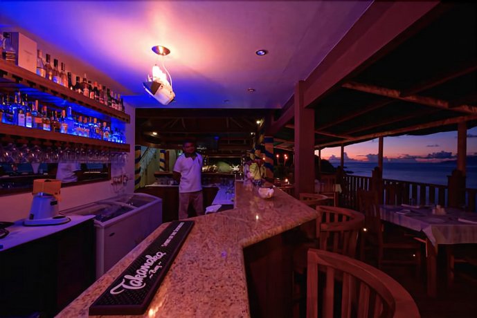 Treasure Cove Hotel & Restaurant