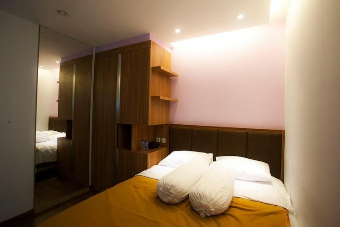 De Green Residence