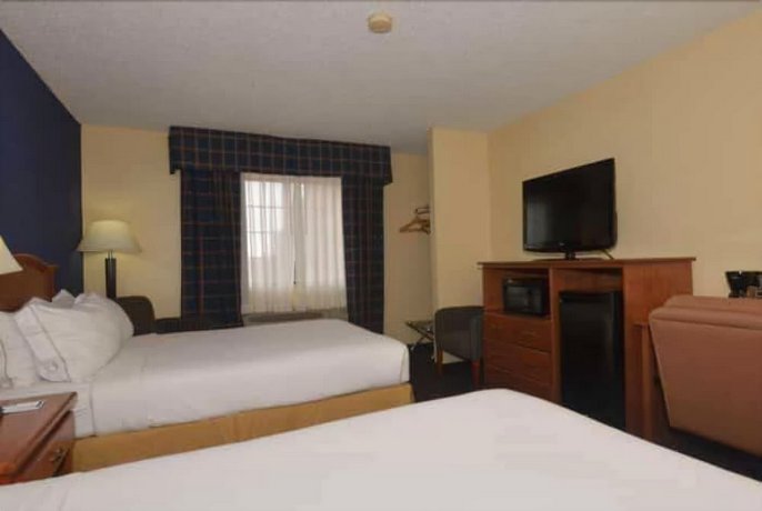 Ramada by Wyndham Santa Fe