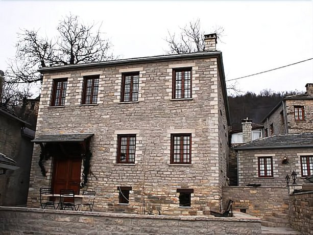 Nikolas Guesthouse