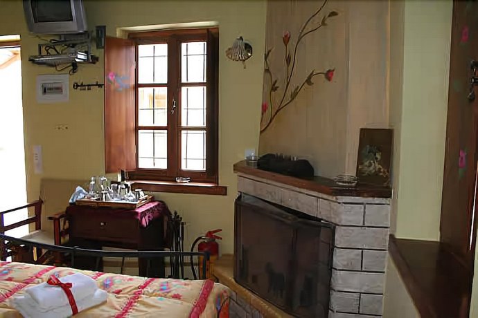 Nikolas Guesthouse