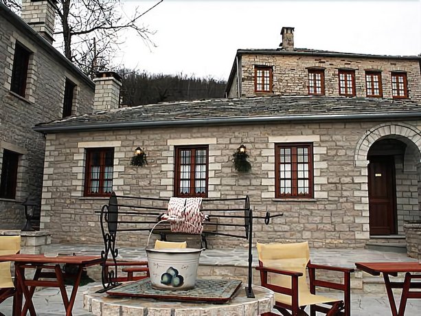 Nikolas Guesthouse