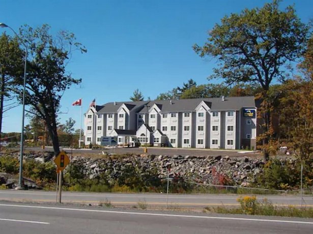 Parry Sound Inn and Suites
