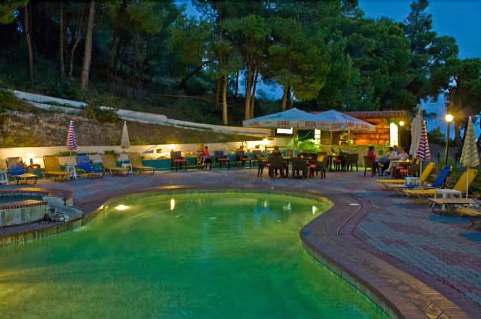 Dryades Hotel Kassandra