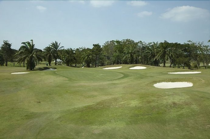 Pattaya Country Club & Resort