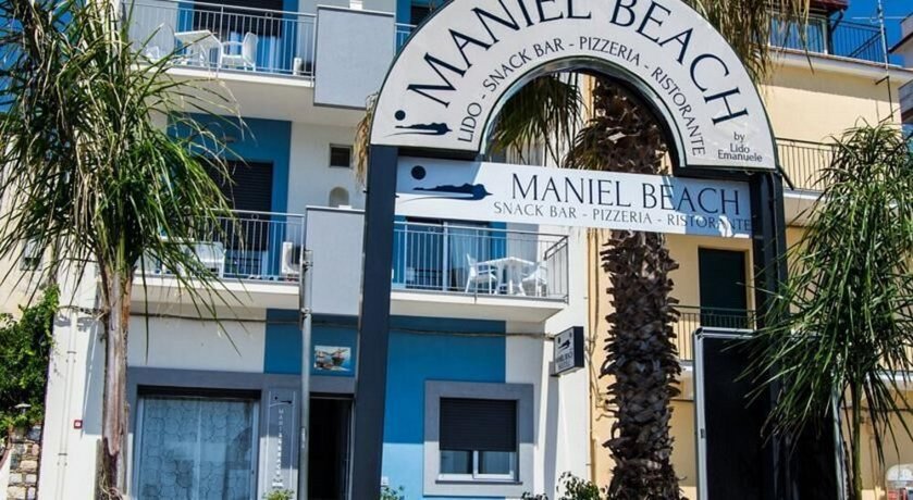Maniel Beach Hotel