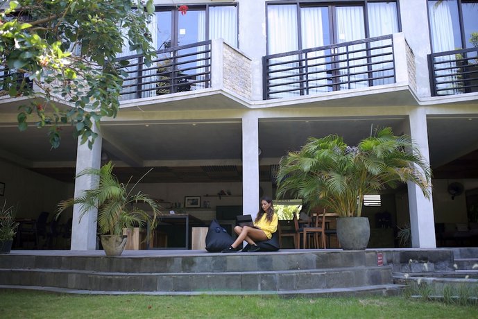 Surf Motel Canggu