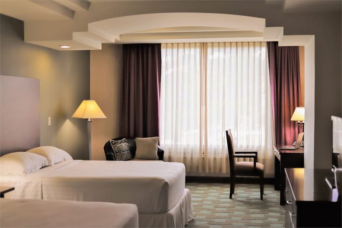 Hotel Plaza Juan Carlos