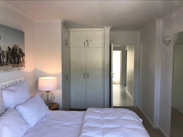 De Waterkant Piazza Apartments