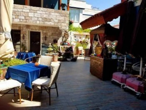 Mai Otel
