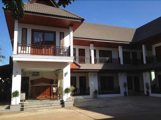 Chalouvanh Hotel
