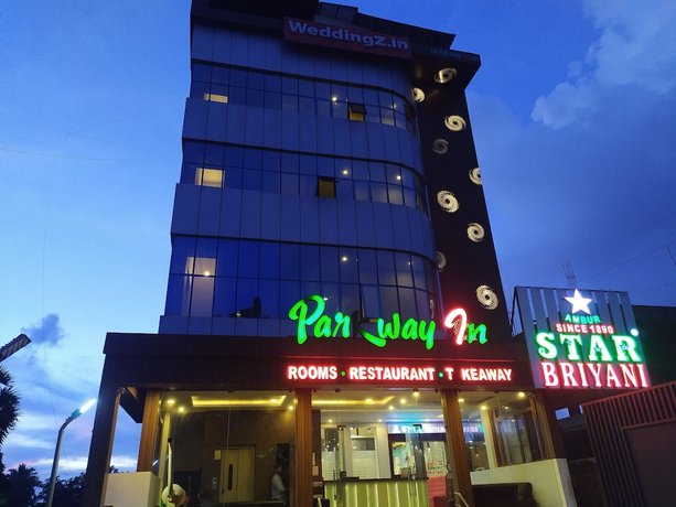 Hotel Parkway Inn