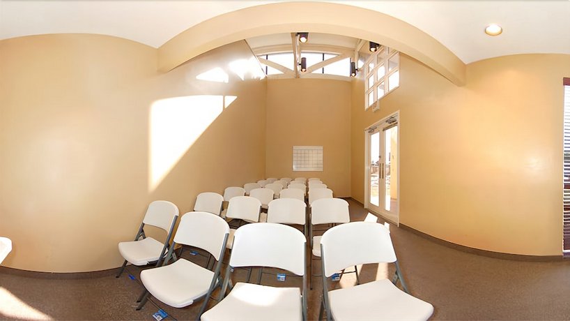 Homegate Studio and Suites San Antonio