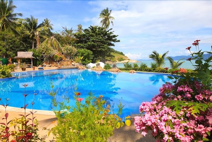 Nantra Thongson Bay Resort & Villas