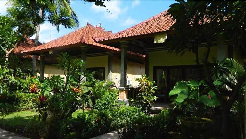 Bali Bhuana Beach Cottages