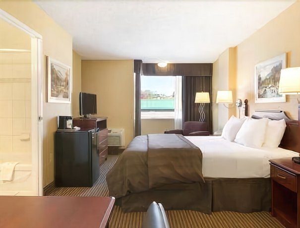 Days Inn by Wyndham Calgary South