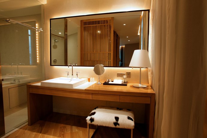 Maduzi Hotel