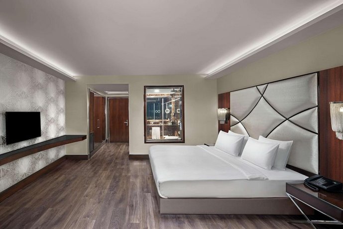 DoubleTree by Hilton Istanbul Esentepe
