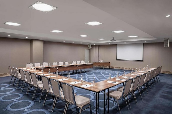 DoubleTree by Hilton Istanbul Esentepe