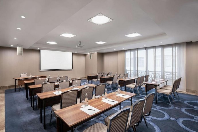 DoubleTree by Hilton Istanbul Esentepe