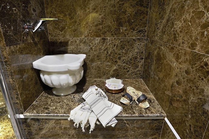 DoubleTree by Hilton Istanbul Esentepe