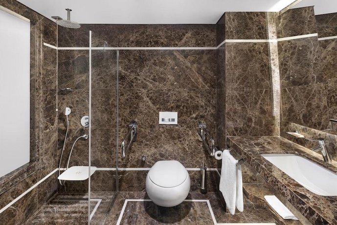 DoubleTree by Hilton Istanbul Esentepe
