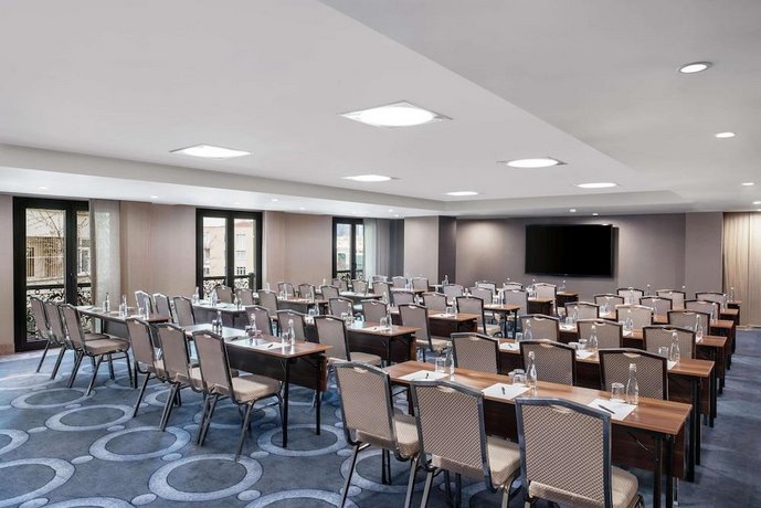 DoubleTree by Hilton Istanbul Esentepe