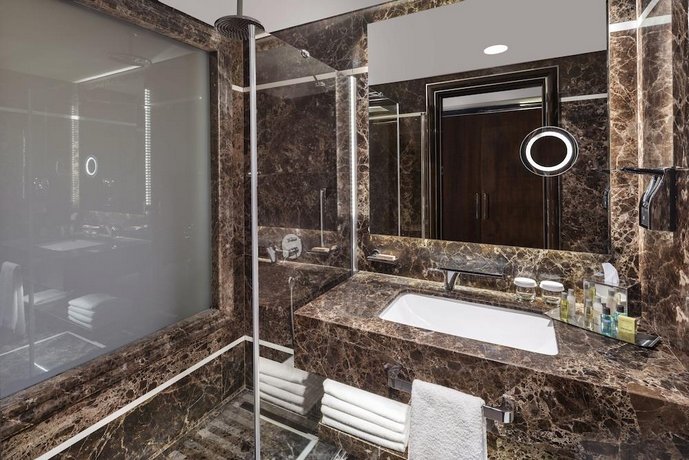 DoubleTree by Hilton Istanbul Esentepe