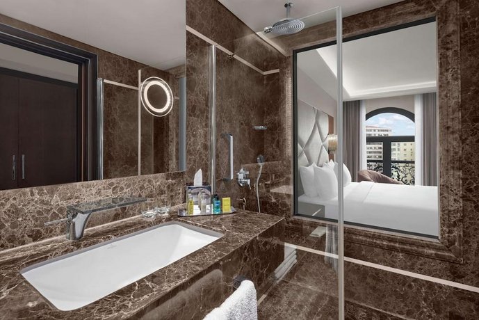 DoubleTree by Hilton Istanbul Esentepe