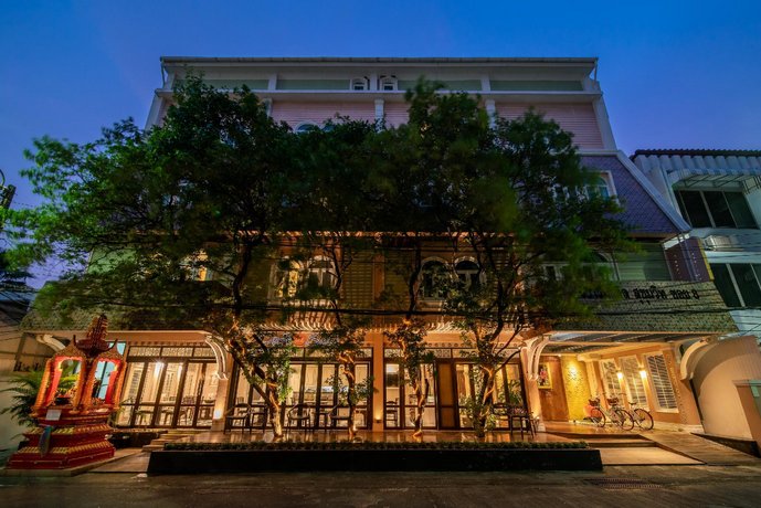Salil Hotel Sukhumvit Soi 8