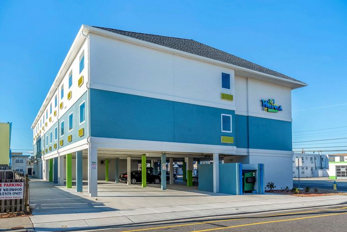 The Waves Hotel an Ascend Hotel Collection Member