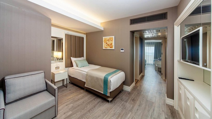 Wome Deluxe Hotel - Halal All Inclusive