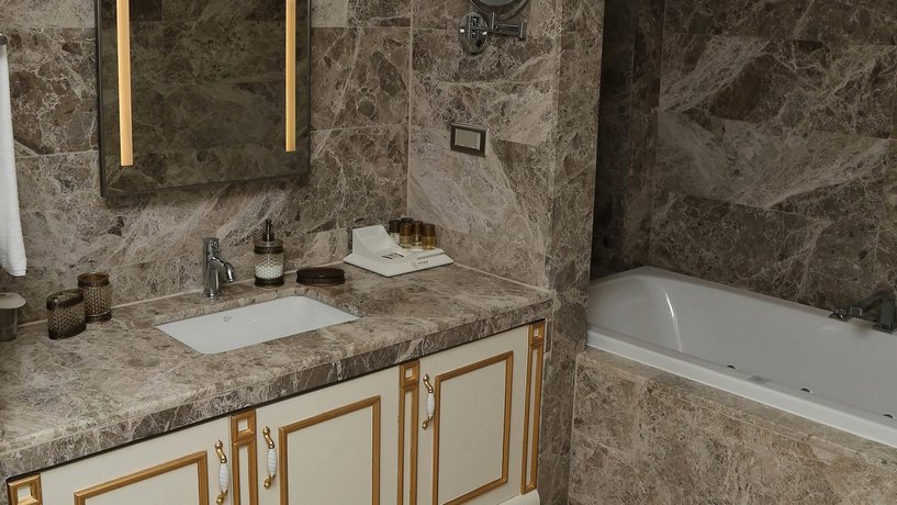 Wome Deluxe Hotel - Halal All Inclusive