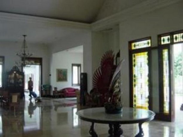 Kresna Gallery Hotel Wonosobo