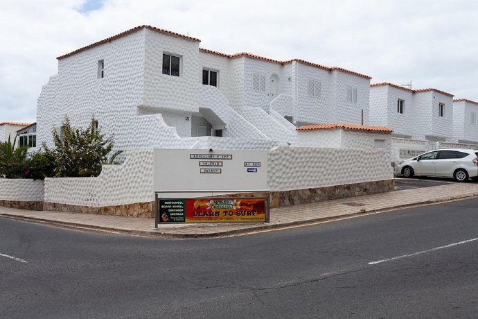 Near the beach with huge terrace parking and wifi