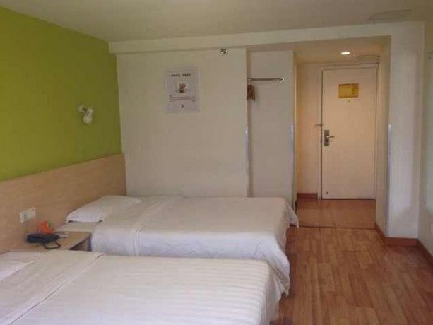 7 Days Inn Tianjin Five Old Street Children Hospital