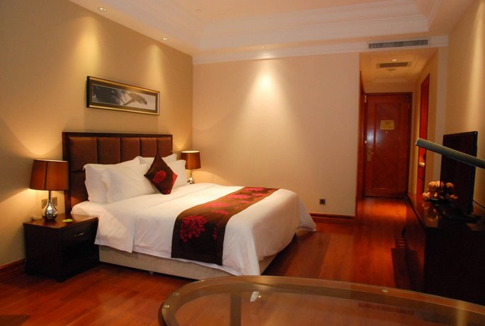 Dongguan Yingbing Hotel