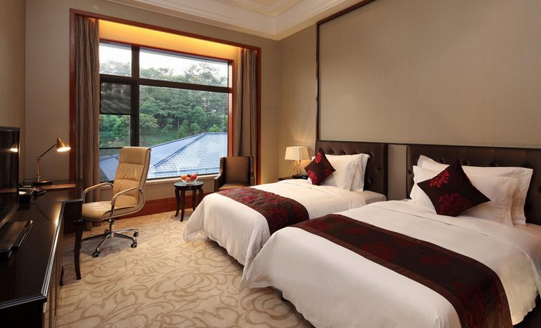 Dongguan Yingbing Hotel