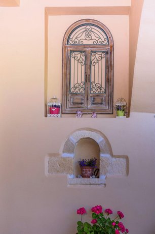 Alia Traditional Stone Villa
