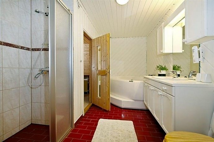 Enter Tromso Luxury Apartments