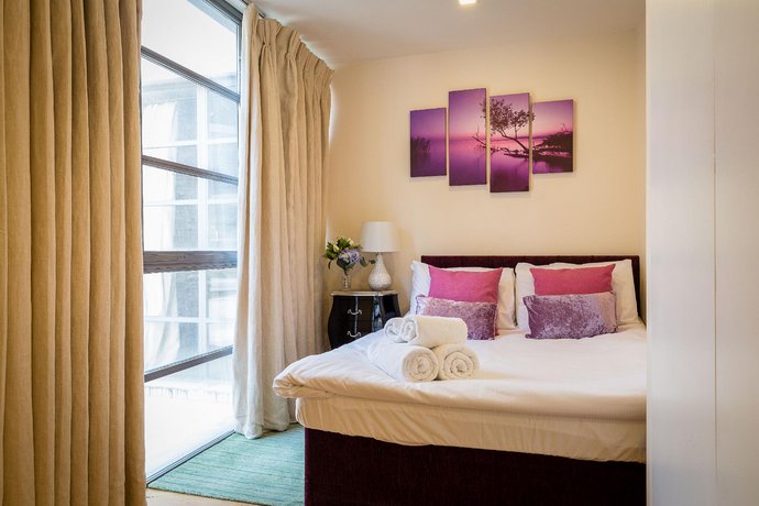 2 Bed Off Regent St